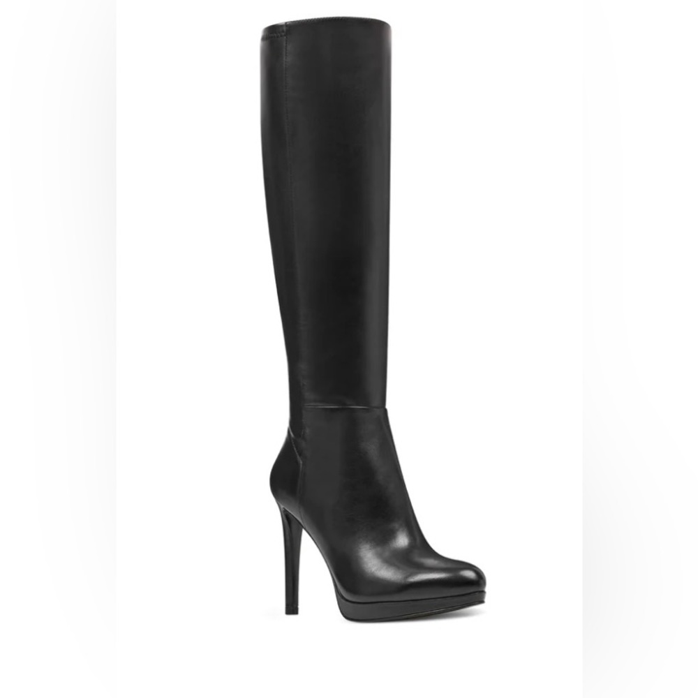 Quizme leather boots! New in box. Never worn!